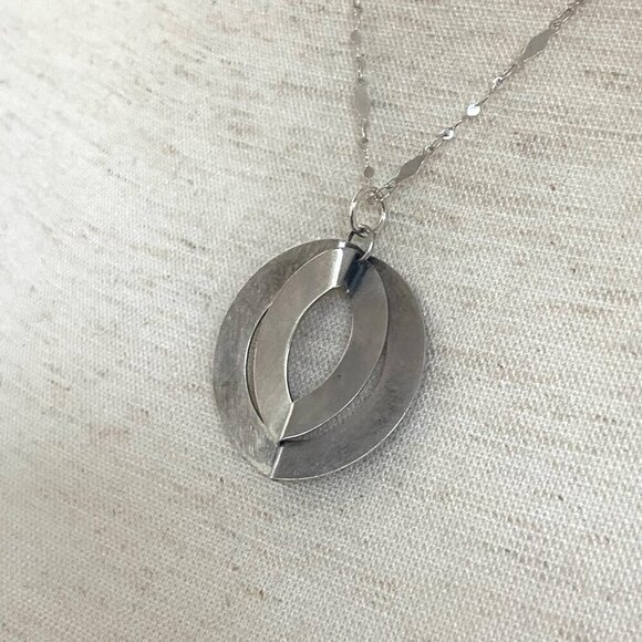 Brushed Sterling Silver 925 Double Ring Modernist Style Round Pendant Necklace - Picture 16 of 16